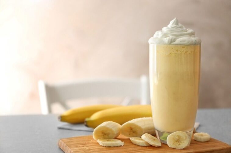 Health Benefits of Banana Shake