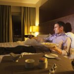 Should You Eat Late Before Bed?