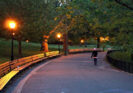Surprising health benefits of walking after dinner