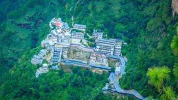 Vaishno Devi Tour from Jammu - Wanderela