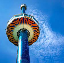 Tiger Sky Tower, Singapore - Wanderela