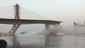 Under construction bridge collapse in Bihar's Bhagalpur
