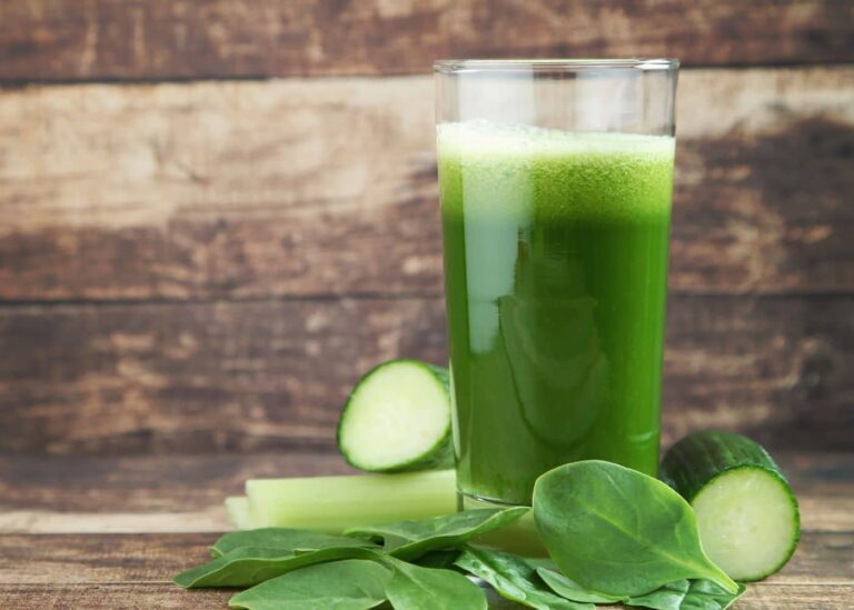 Benefits of Drinking Spinach Juice - Republic Aeon