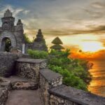 Uluwatu Temple, Bali - Wanderela