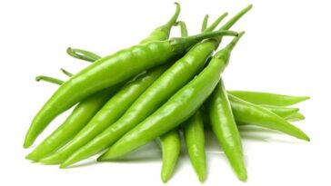 17 Unbelievable Health Benefits Of Green Chillies