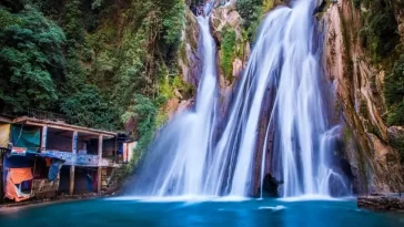 Kempty Falls: Experiencing Nature's Cascade in Mussoorie
