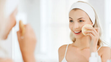 8 Benefits of Using Day Cream in Your Face Care Routine