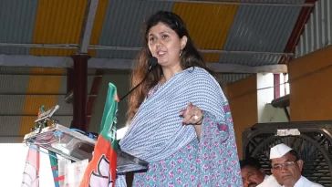 'Never Met Rahul, Sonia Gandhi In Person': BJP's Pankaja Munde Rejects Reports Of Joining Congress