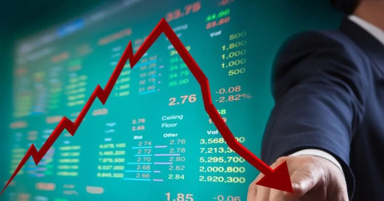 Sock markets fall for 2nd day on selling in IT, banking shares.