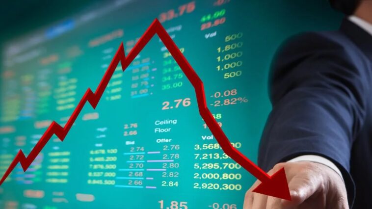 Sock markets fall for 2nd day on selling in IT, banking shares.