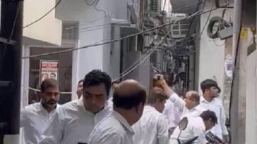 Shots fired in Delhi’s Tis Hazari court as lawyers argue