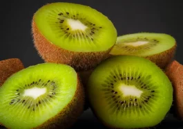 6 Health Benefits of Kiwifruit