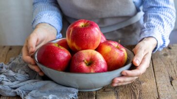 Apples Offer Unexpected Health Benefits