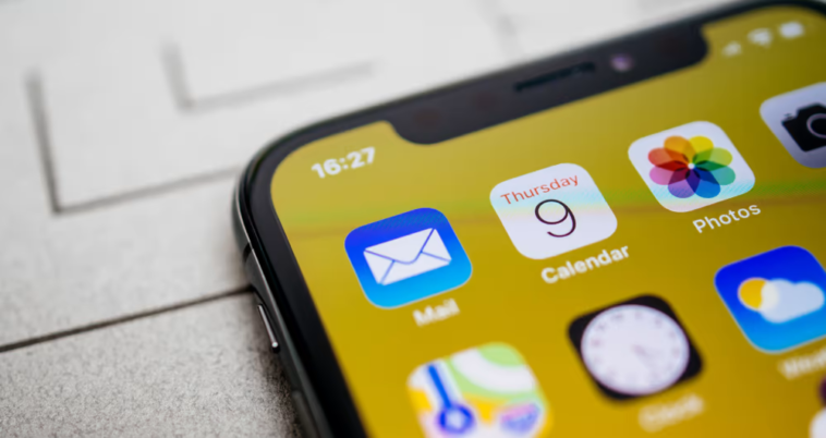 How Many Photos Can an iPhone Hold?