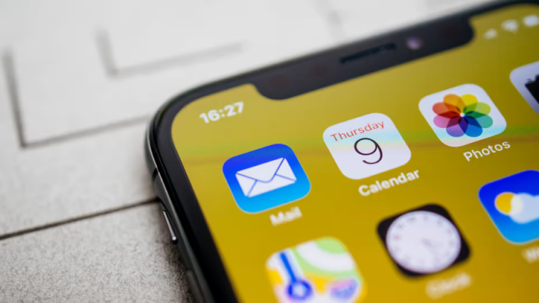 How Many Photos Can an iPhone Hold?