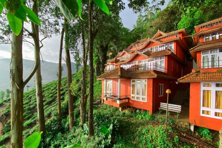 5-Star Hotels for Your Luxurious Munnar Getaway