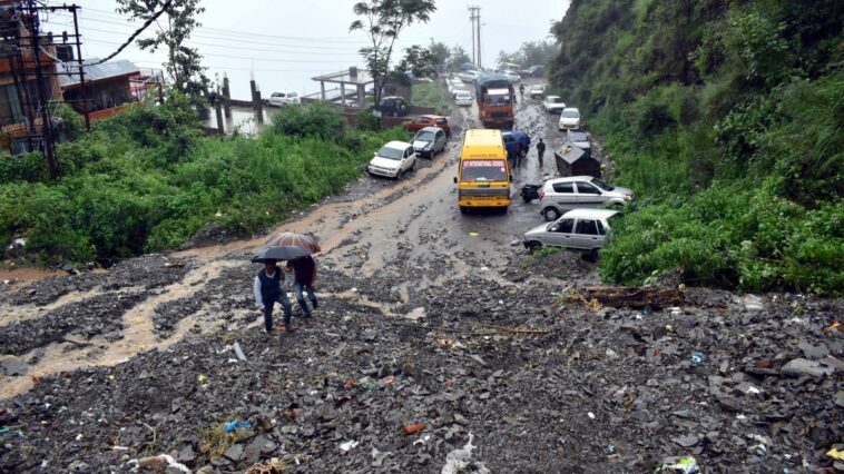 Himachal rain: 700 vehicles stranded after Kullu-Mandi highway blocked near Pandoh