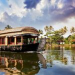 How to visit the backwaters in Kerala