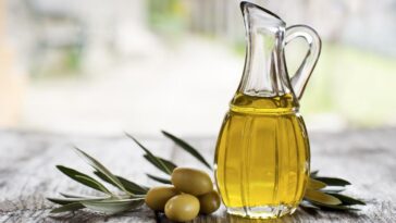 Benefits of using olive seed oil for your skin
