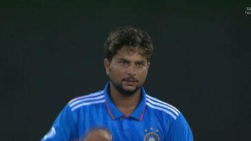 fastest 150 ODI wickets