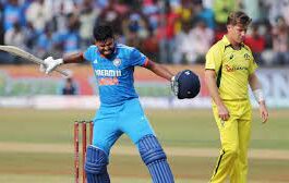 Shubman Gill, Shreyas Iyer score hundreds as India sweeps Aussies 2-0 in Indore.