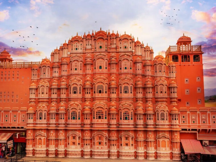 Hawa Mahal: A fairytale palace in Jaipur