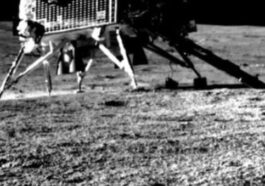 New Moon viewing! Pragyan rover posted 3D moon image