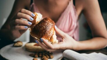 Do You Tend To Stress Eat? Nutritionist Shares Simple Foods That May Help