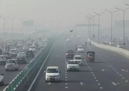 The air quality in Delhi is rated as "very poor," with an AQI of 304. Leading information