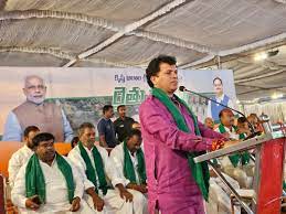 Union Minister Kailash Choudhary suggests saying ‘Bharat Mata ki Jai’ if desired.