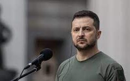 "Putin is bad doesn't mean Ukraine": Ramaswamy criticizes Zelensky's funding request.