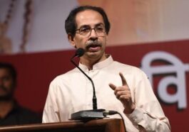 Meeting socialist leaders: Uddhav: 'If BJP can shower flowers on Pakistani players'