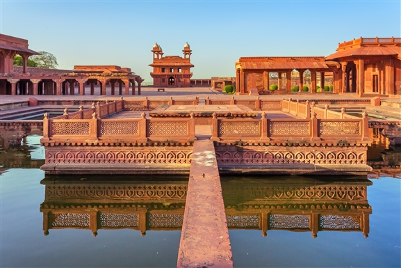 Fatehpur Sikri : A deserted city of Mughal glory