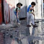 UN agencies seek Gaza peace; communications embargo resumes