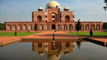 Humayun's Tomb: Unveiling Delhi's Architectural Gem