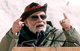 "Completed successfully": Prime Minister Modi boards a Tejas aircraft in Bengaluru and shares photographs.